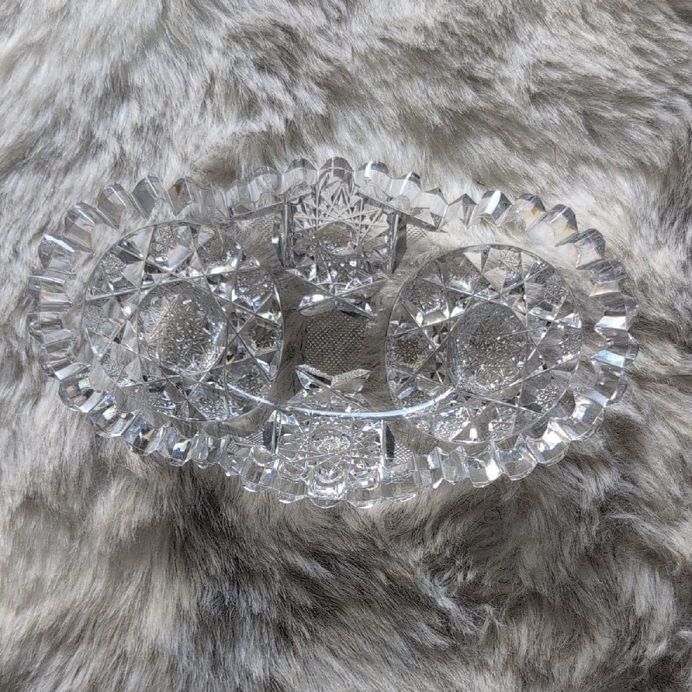 Elegant Crystal Glass Dish